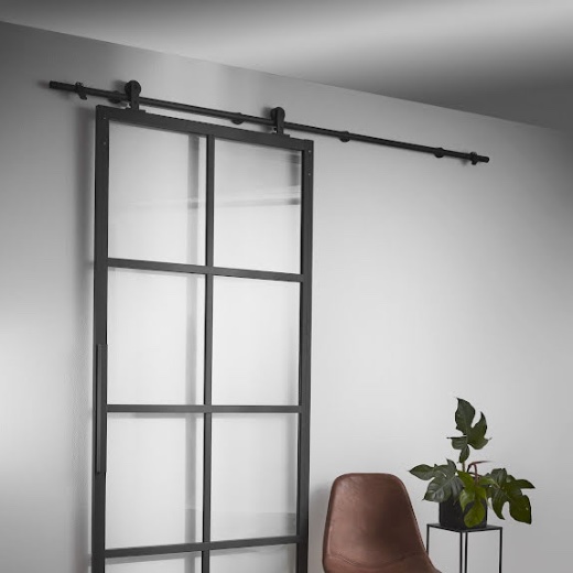 Utanpåliggande skjutdörrar Logo